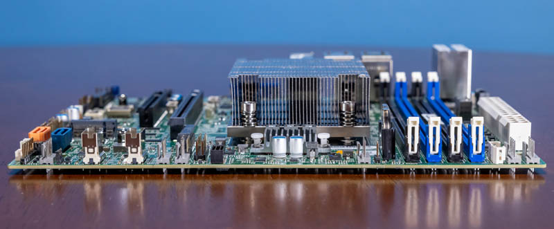 Supermicro X12SDV 4C SP6F Airflow