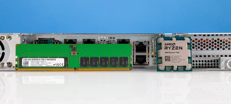 ASRock Rack 1U4LW B650 2L2T 32GB Micron DDR5 ECC UDIMM And AMD Ryzen 9 7900