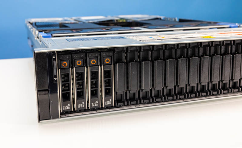 Dell PowerEdge R760 SAS Array 1