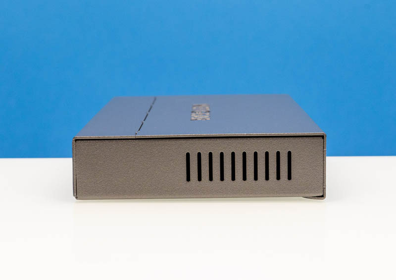 Netgear MS105 Side 1