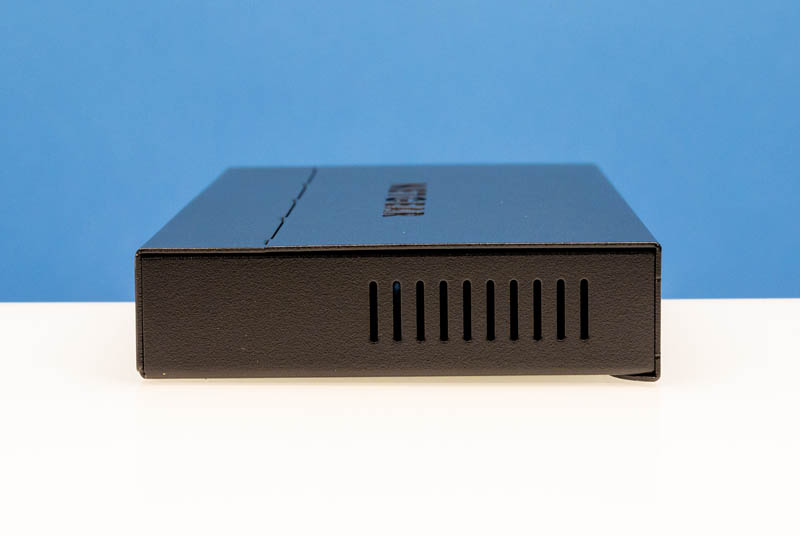 Netgear MS305 Side 1