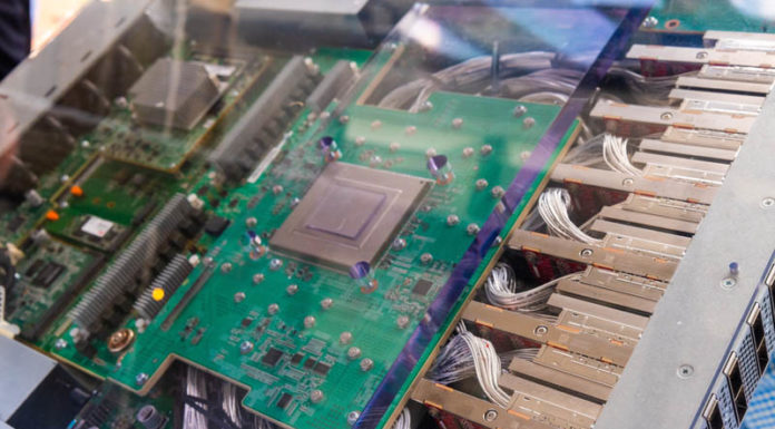 Celestica Shows an 800G Broadcom Tomahawk 5 Switch at OCP Regional Summit 2023 Prague Celestica Broadcom Tomahawk 5 800GbE Switch At OCP Regional Summit 2023 Prague 2