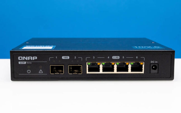 QNAP QSW 2104 2S A Front Ports 2