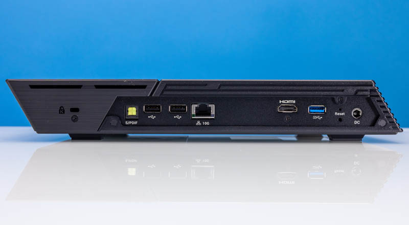 Asustor FS6712X NAS Port Side