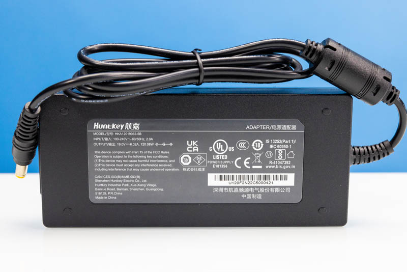 Beelink SER6 Pro 7735HS Huntkey 120W PSU