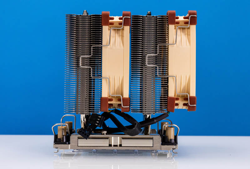 Noctua NH D9 DX 4677 4U 2