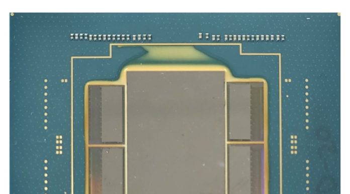 Intel Shows 8 Core 528 Thread Processor with Silicon Photonics Intel 8 Core 528 Thread Chip With Optical Networking For DARPA