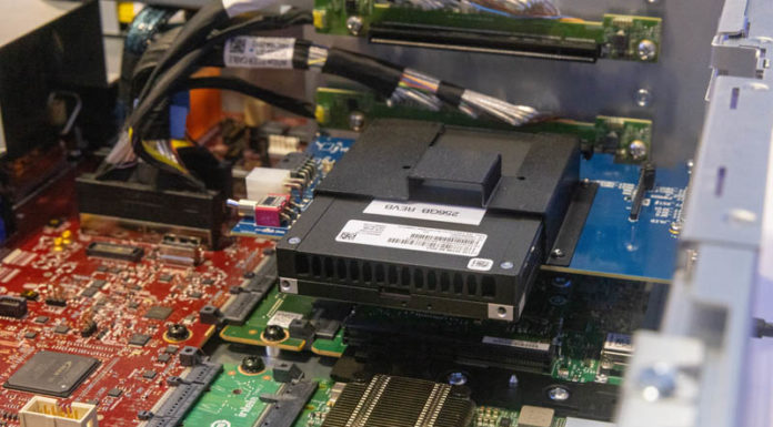 Micron CZ120 CXL Memory Expansion Module at FMS 2023 Micron CZ120 CXL Memory Expansion Modules At FMS 2023 4