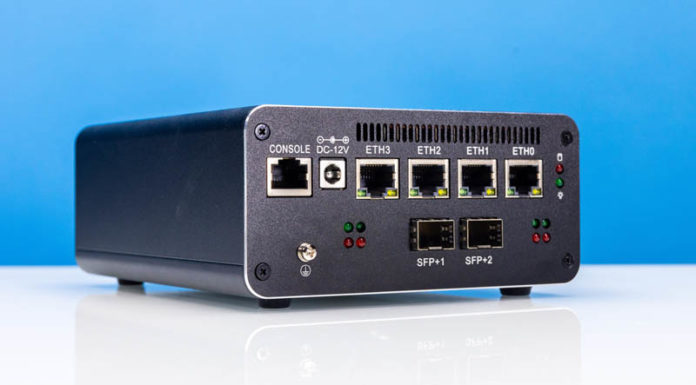 New 4x 2.5GbE and 2x 10GbE Intel Core Firewall and Virtualization Appliance Topton 4x 2.5GbE 2x 10GbE Router Firewall Network Ports Angle