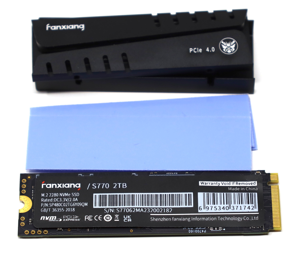 fanxiang S770 SSD 2To PCIe 4.0 NVMe SSD M.2 2280 Disque SSD Interne à état  Solide - avec Cache DRAM, avec dissipateur Thermique, jusqu'à 7400 Mo/s,  Parfaitement Compatible avec PS5 en destockage