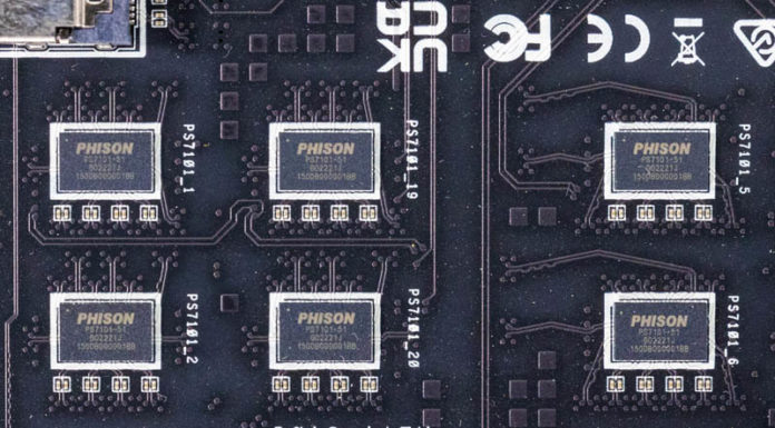 Phison PCIe Gen 5 Retimer and Redriver Solutions Shown ASRock Rack GENOAD8X 2T BCM Phison PS7101 51 1