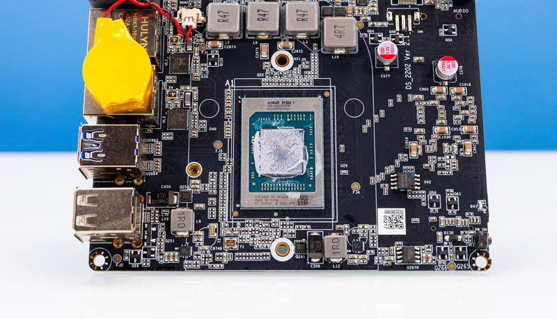 Fanless 2x 2.5GbE AMD Ryzen 7 5800U Desktop CPU
