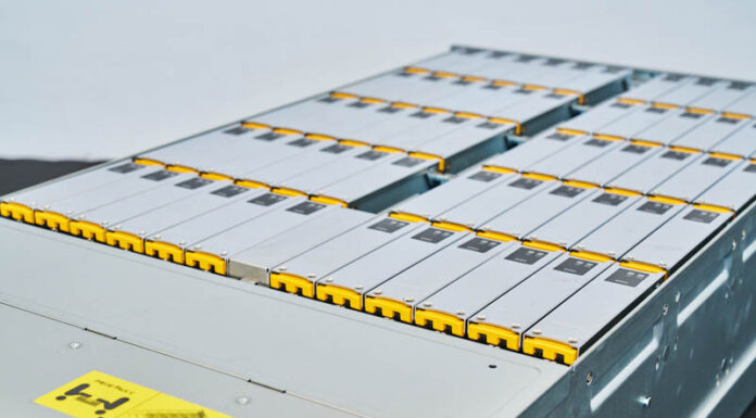 Checking out QCT QuantaVault JB4603 for Ceph and More QCT Quanta Vault JB4603 4U Angle