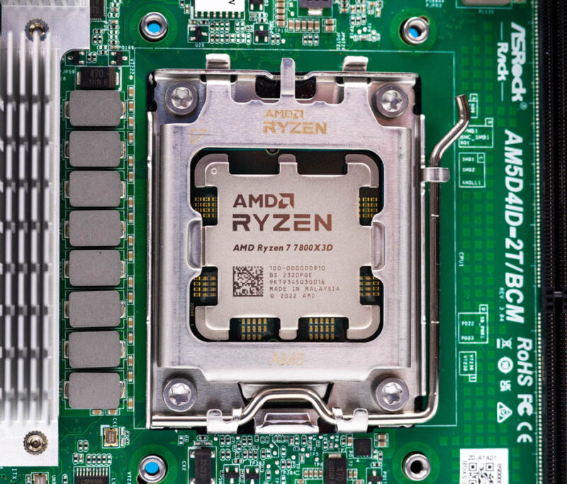 ASRock Rack AM5D4ID 2T BCM AMD Ryzen 7 7800X3D Close
