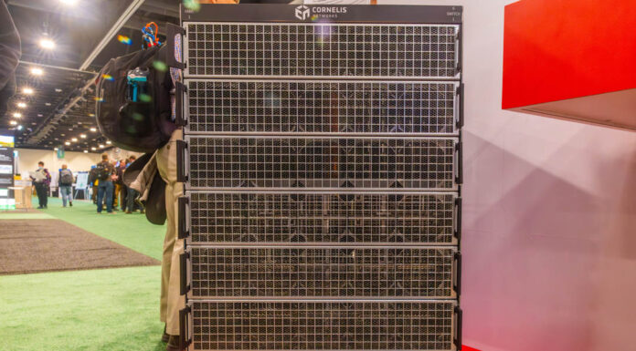 Cornelis Networks Shows off 576-Port 400Gbps Omni-Path CN5000 at SC23 Cornelis Networks 576 Port 400Gbps Director Omni Path Switch At SC23 1