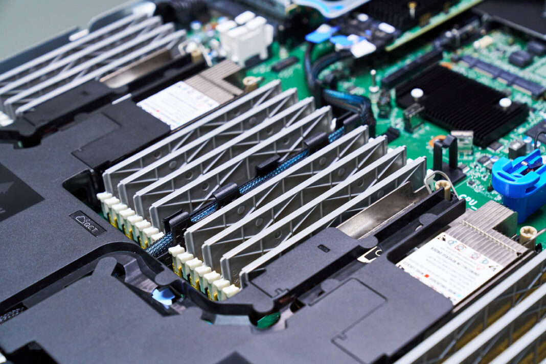 Quanta QCT QoolRack Liquid Cooling Intel Xeon Max Overview Page 2 of 3