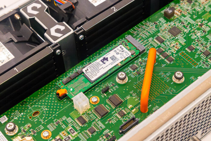 Hands-on With Pure Storage FlashBlade S Hardware - Page 2 of 2