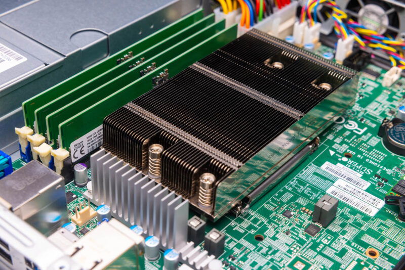 Supermicro SYS 511R M CPU Heatsink And Memory