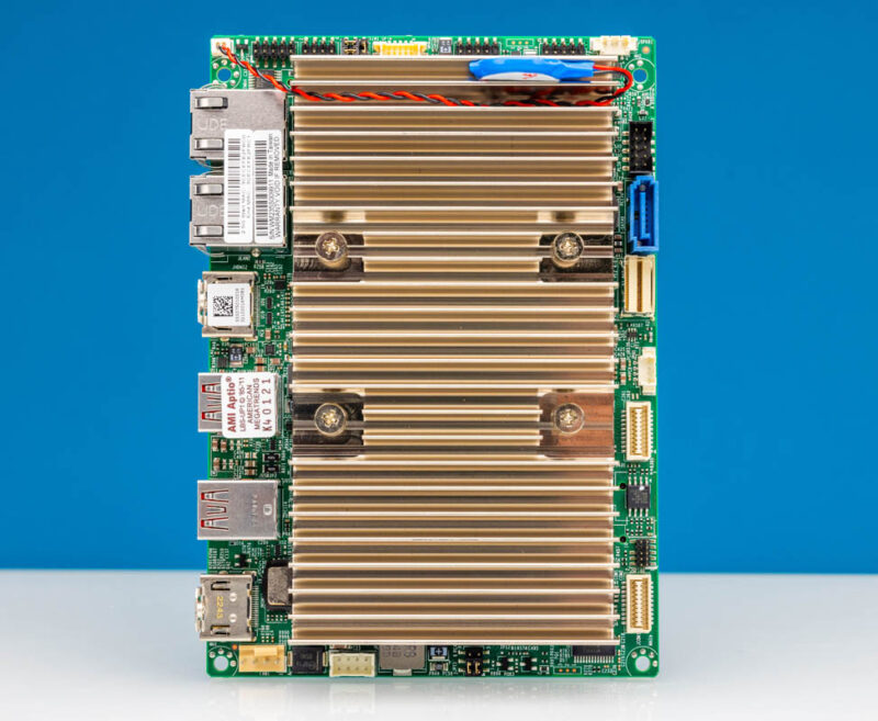 Supermicro X13SAN H Heatsink