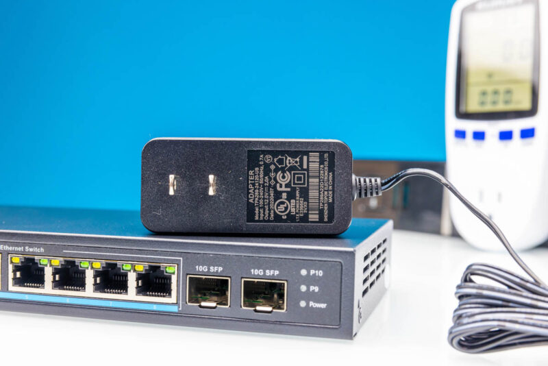 Gigaplus GP S25 0802 12V 2A Power Adapter