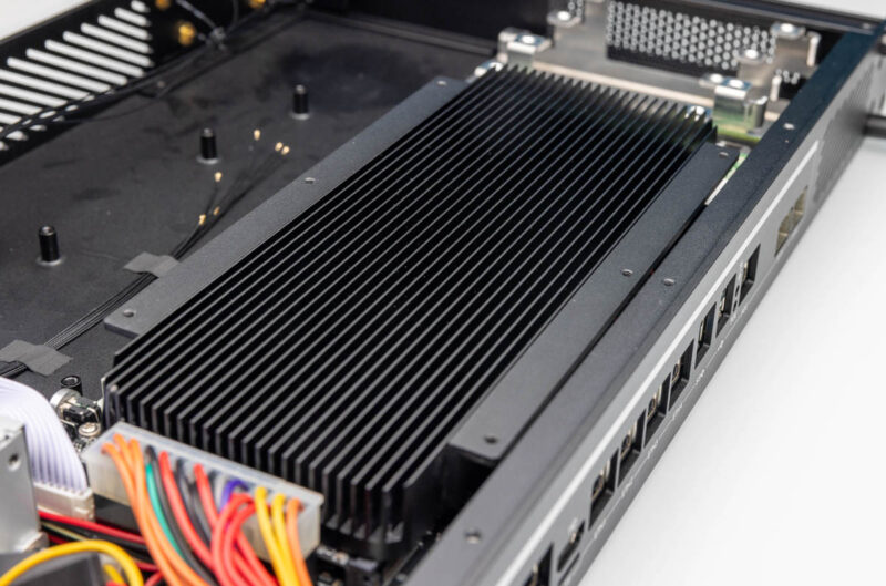 GoWin 1U 25GbE Semi Fanless 10