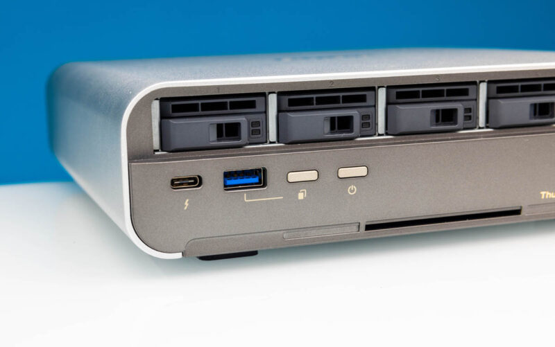 QNAP TBS H574TX Front Thunderbolt USB Copy Power Buttons 1