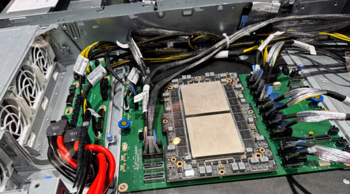 Lenovo HR650N NVIDIA Grace Superchip 2U Server Shown Lenovo HR650N Internal NVIDIA Grace Grace Superchip 2