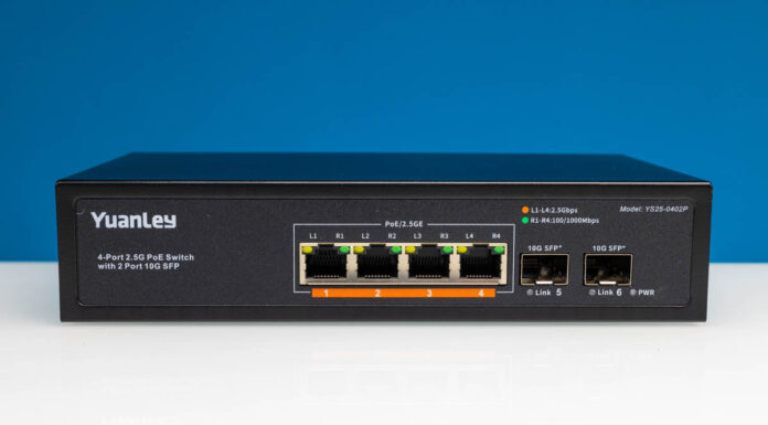 YuanLey YS25-0402P 2.5GbE and 10G Desktop PoE Switch Review YuanLey YS25 0402P Front