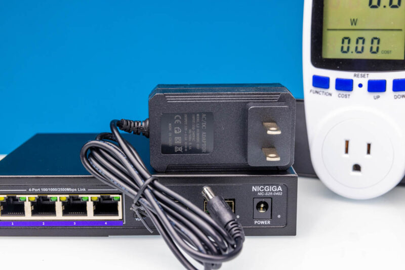 Nicgiga NIC S250402 Power Supply