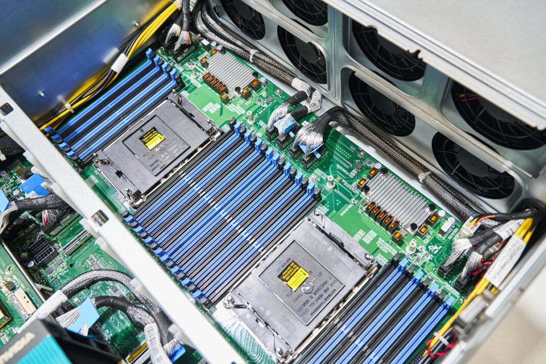 Tyan Computer Tyan Thunder HX FT83B-B7149 Intel Xeon 6 PCIe GPU AI Server