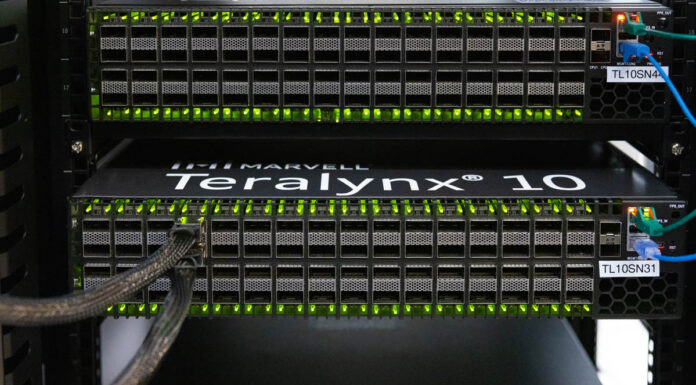 Marvell Teralynx 10 51.2T Switch in Volume Production with SONiC Support Marvell Teralynx 10 Racked 2