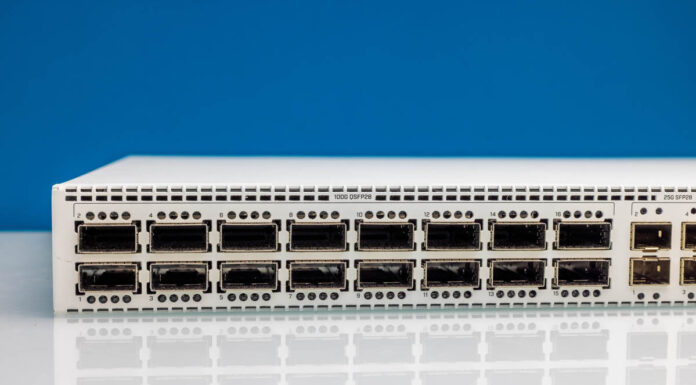 MikroTik CRS520-4XS-16XQ-RM Review MikroTik Scales Up 100GbE MikroTik CRS520 4XS 16XQ RM 16 Port QSFP28 100GbE