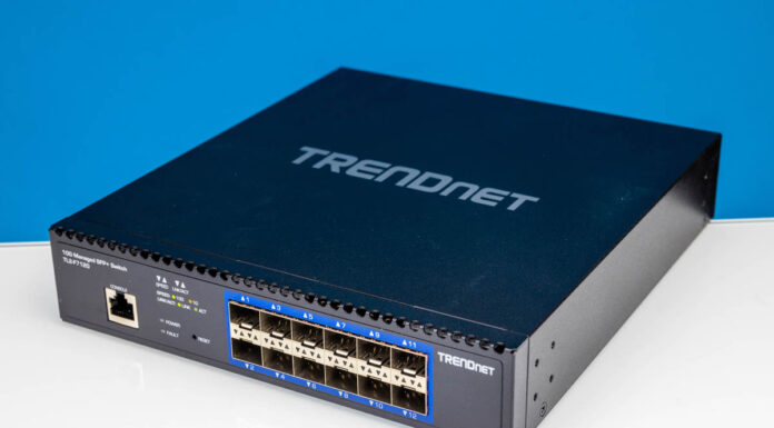 TRENDnet TL2-F7120 Review 12-port 10G Managed Switch TRENDnet TL F7120 Angle