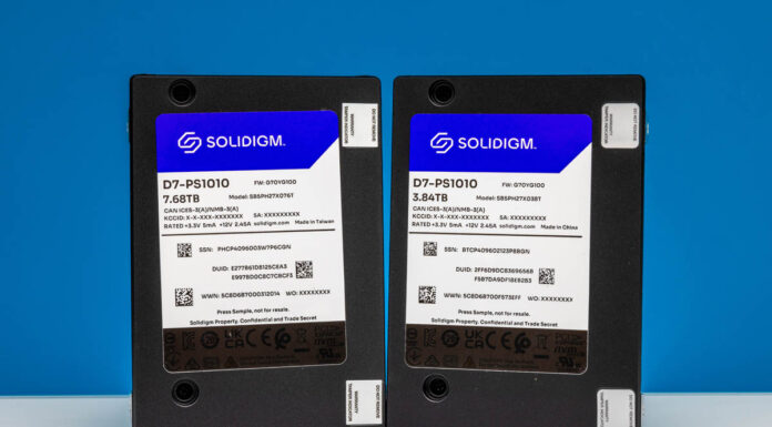 Solidigm D7-PS1010 Review A Fast PCIe Gen5 NVMe SSD Solidigm D7 PS1010 Side By Side