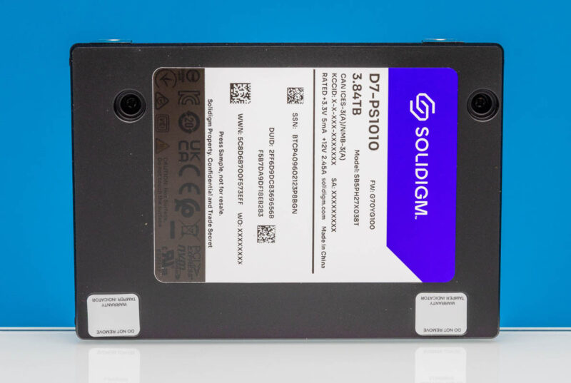 Solidigm D7 PS1010 Top