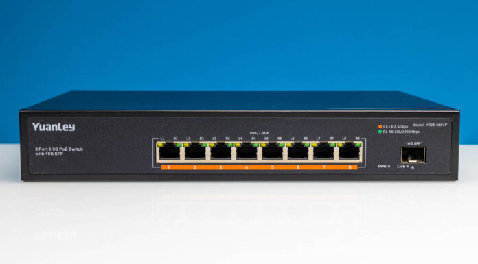 Yuanley YS25-0801P Switch Review 2.5GbE and PoE YuanLey YS25 0801P Front
