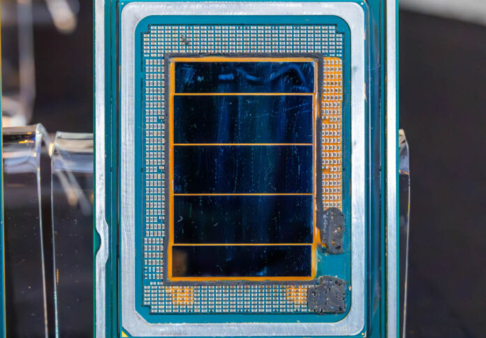 Intel Xeon 6 Clearwater Forest Close Intel Xeon 6 Clearwater Forest Close