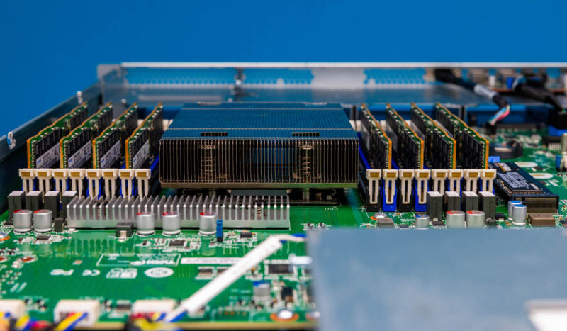 Tyan GC70 B8033 CPU And Memory Airflow Rear View Heatsink