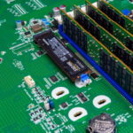 Tyan GC70 B8033 Samsung M.2