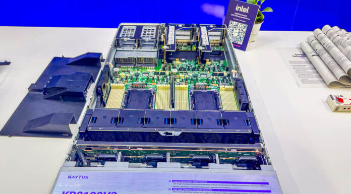 Kaytus KR2190V3 is a Cool 2U 2 Node Server at SC24 Kaytus KR2190V3 At SC24 2