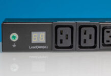Tripp Lite PDUMH20HV Review A C20 and L6-20P 1U Metered PDU Tripp Lite PDUMH20HV 1U PDU 3