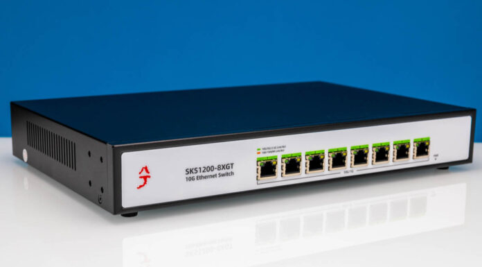 XikeStor SKS1200-8XGT Review A Cheap 8-port 10Gbase-T Switch XikeStor SKS1200 8XGT Angle