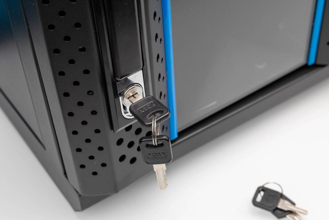 Kenuco SOHO Mini 10in Rack Review - ServeTheHome