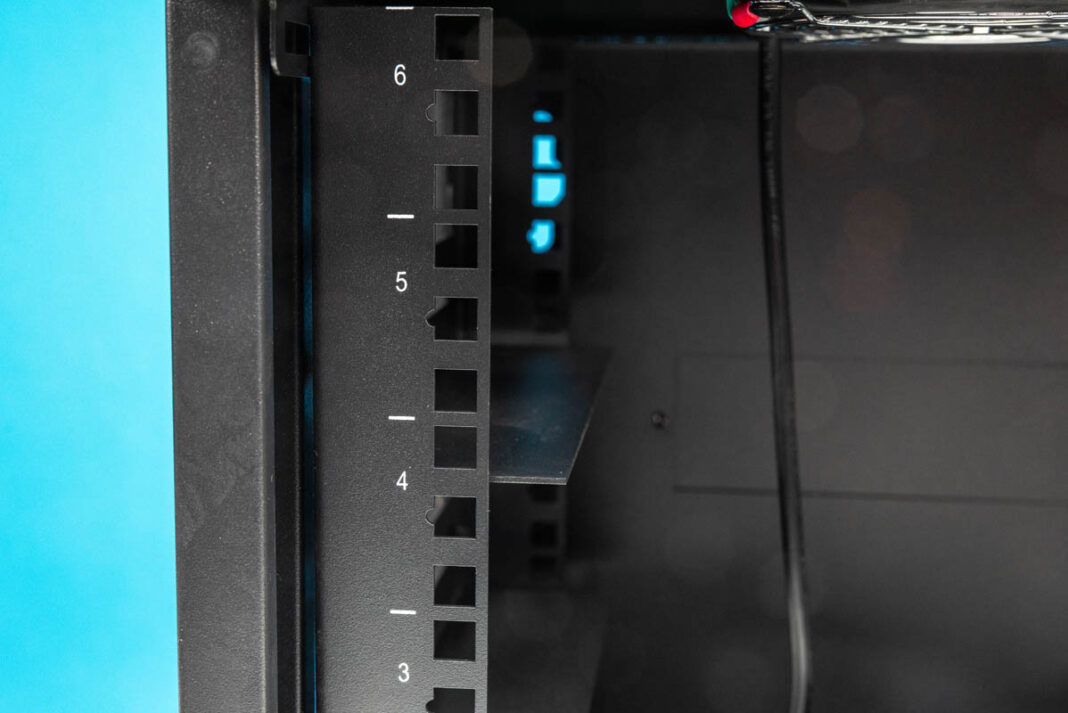 Kenuco SOHO Mini 10in Rack Review - ServeTheHome