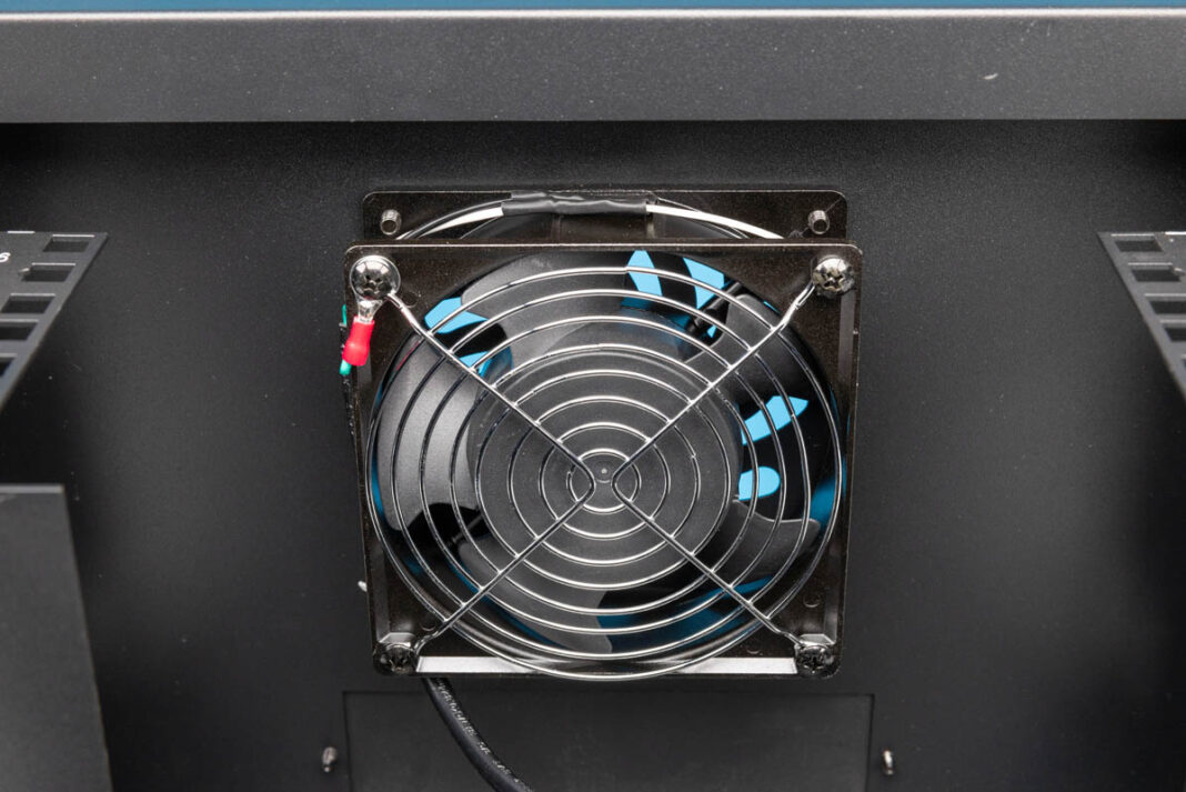 Kenuco SOHO Mini 10in Rack Review - ServeTheHome