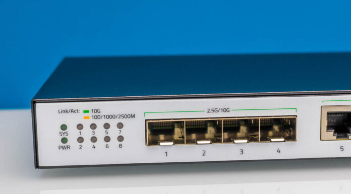 XikeStor SKS7300-4X4T Review A Cheap Managed 8-Port 10GbE Switch XikeStor SKS7300 4X4T Front SFP Plus