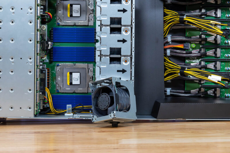 ASRock Rack 4U8G TURIN2 Fan Out