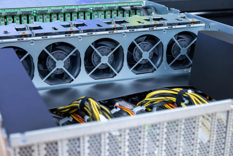 ASRock Rack 4U8G TURIN2 Internal Fans