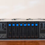 ASUS RS720 E12 RS8G Front Center Drives