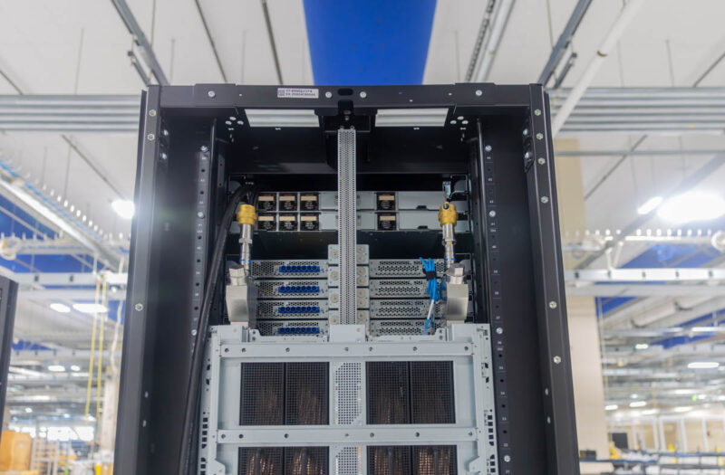 Dell AI Factory Franklin IR7000 Power Buss Bar